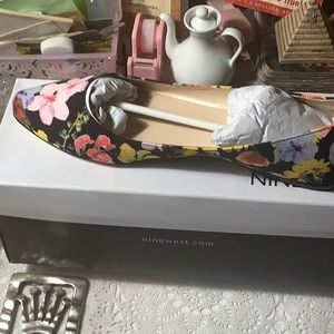 Pretty Multi floral Ballet Flats